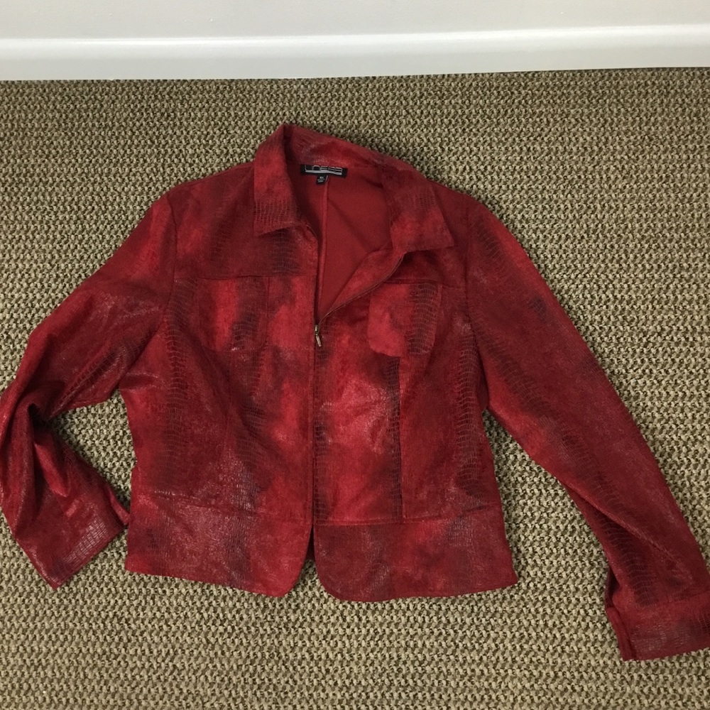 LINEAR Red Faux Snakeskin Zip Up Crop Peplum Shacket size XL